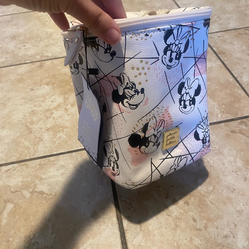 Petunia Pickle Bottom cooler bag